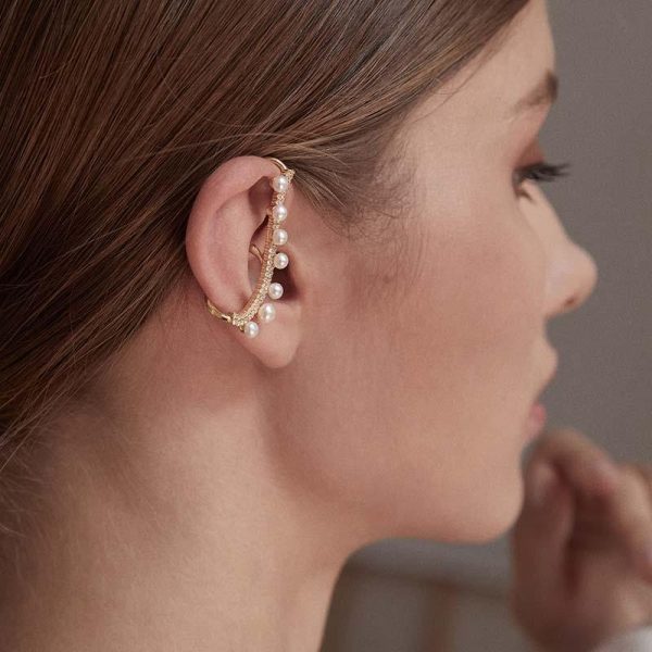 Exquisite Wave 14K Gold Vermeil and Pearl Ear Cuff - Image 3